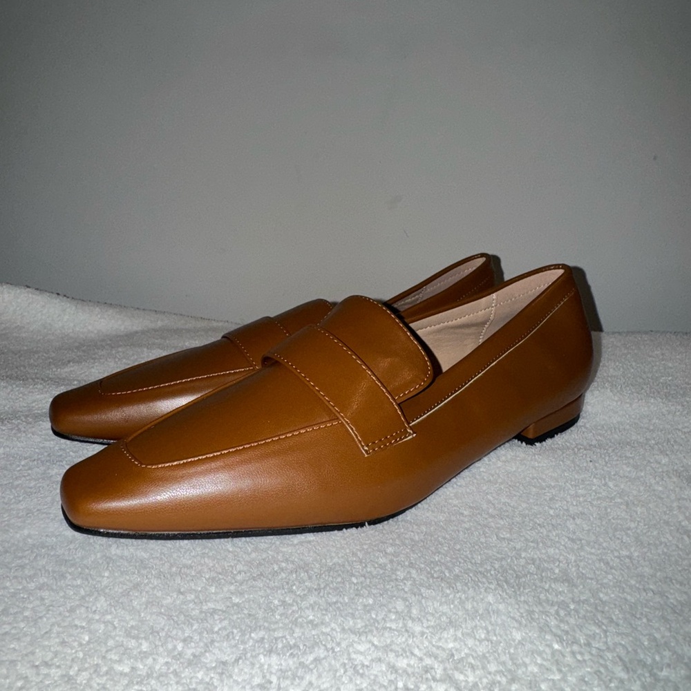 C.Paravano Tan Penny Loafers. Size 8.5. NWOT